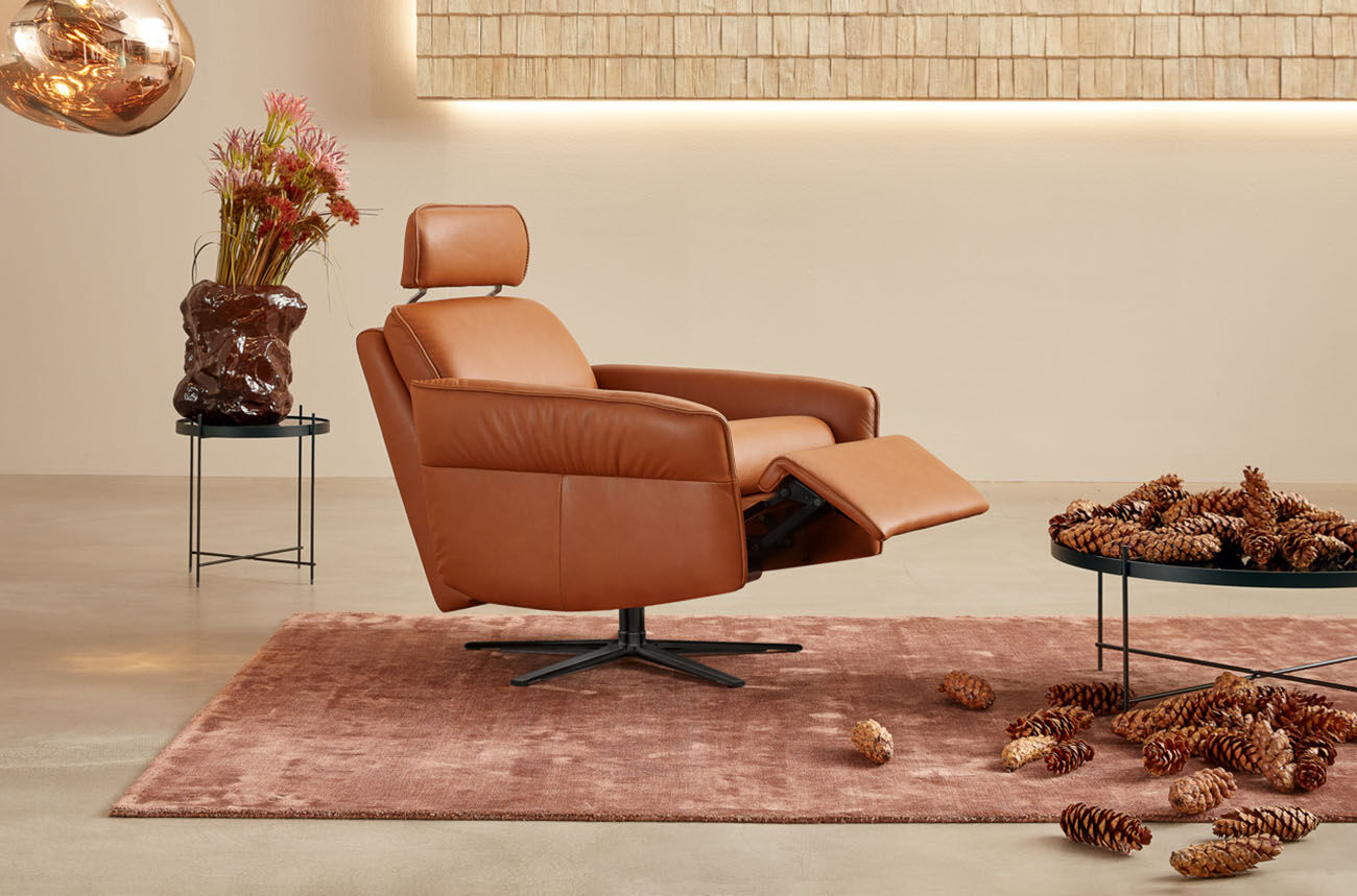 Chair AURA 8916